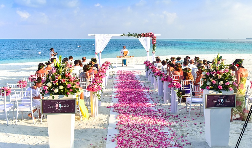 Tips For Choosing the Right Wedding Planner